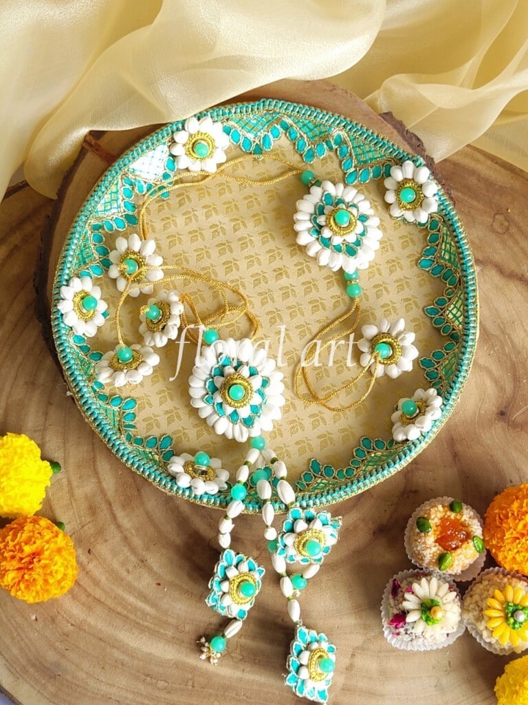 rakhi 10 Large