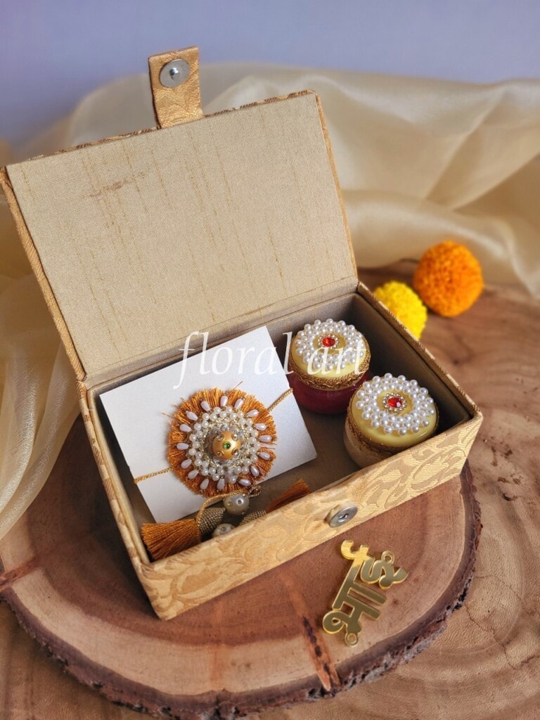 rakhi 12a Large