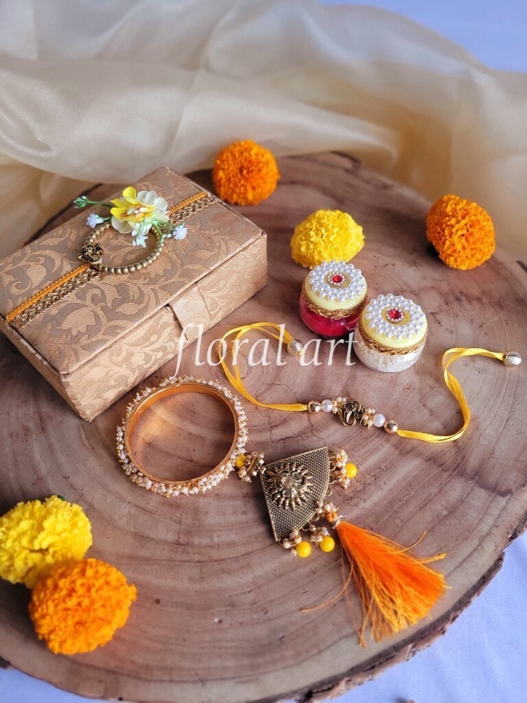 rakhi 22a Large