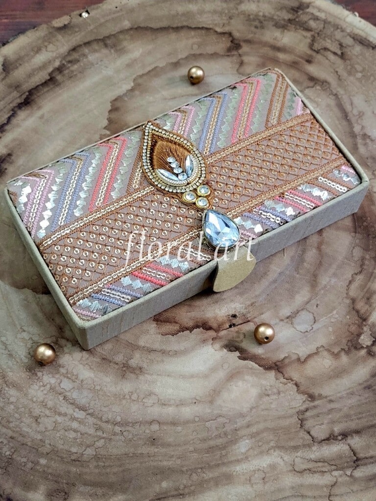 rakhi 6d Large