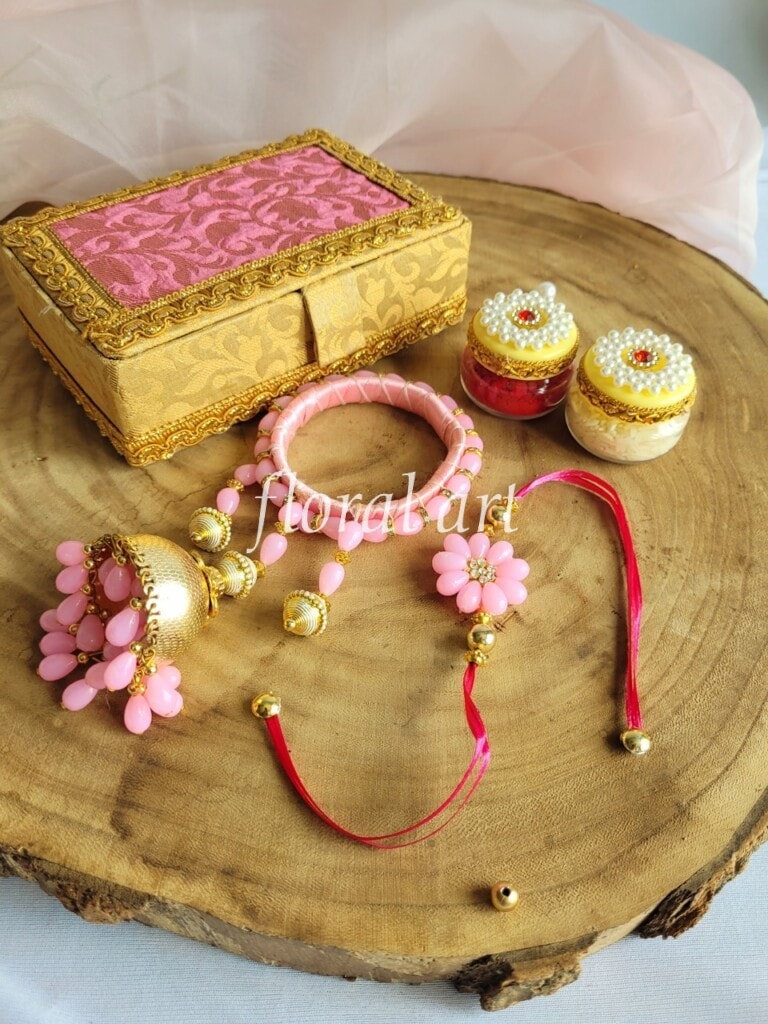 rakhi 8a Large