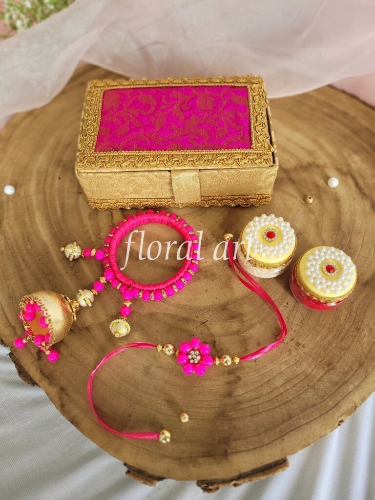 rakhi 8d Large
